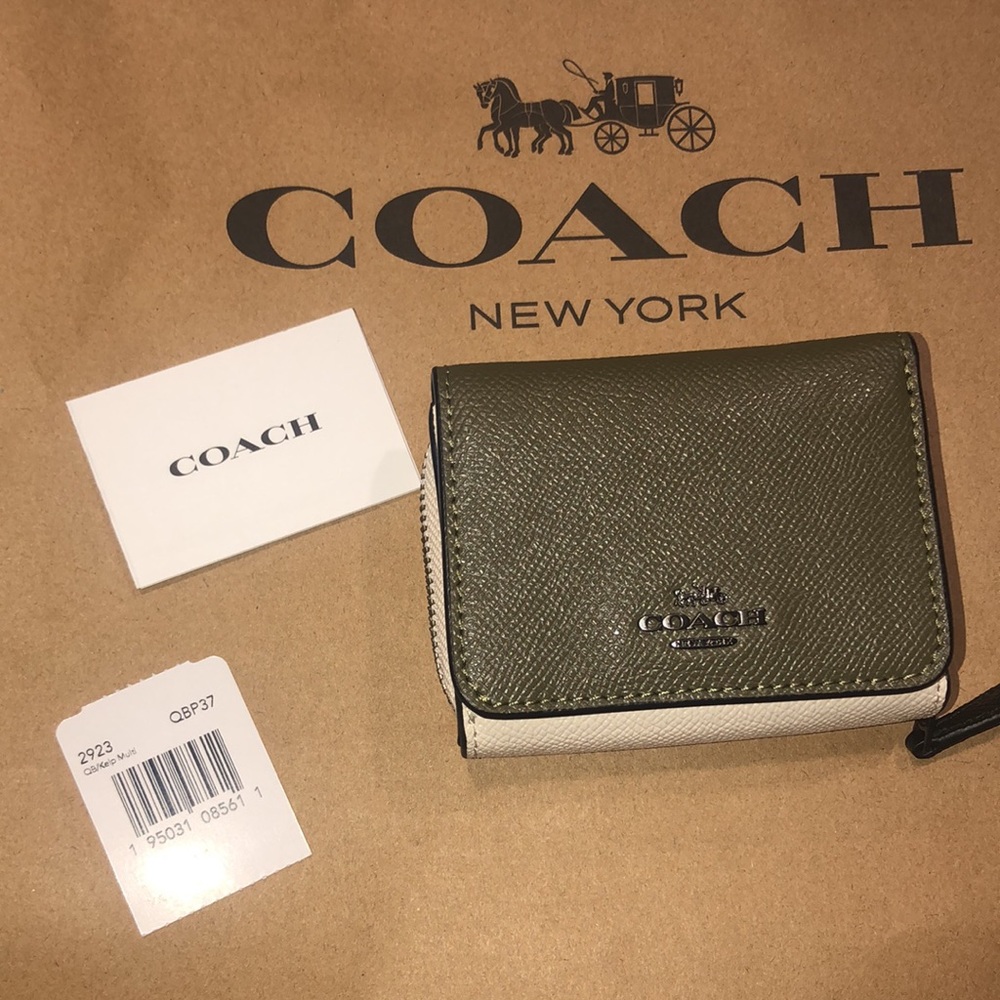 NWT COACH Trifold Wallet Kelp Multi